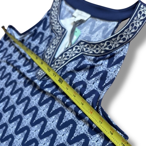 NWT Magnolia Grace Blue White Alhambra Embroidered Trim Knit Dress - Size Large - Picture 4 of 10